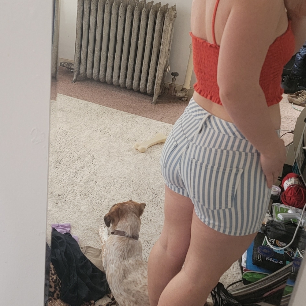 Universal Thread Shorts! - Picture 2 of 2